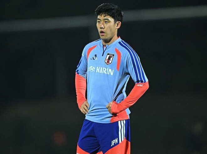 「スタメンを譲るとかは…」24歳ボランチがレギュラー候補に浮上。ガーナ戦出番なしのキャプテンが語った本音。所属クラブでは出番激減「まわりはいろいろ言うと思いますけど」