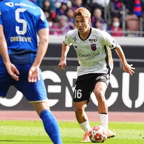 失点に呆然…町田との死闘に敗れたFC東京。14大会ぶりの天皇杯決勝へ進めず今季無冠