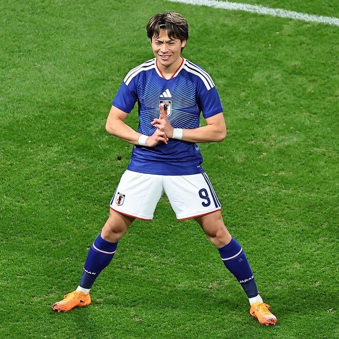 途中出場からわずか4分! 森保ジャパンが2点目を奪取。中村敬斗の折り返しから町野修斗がフィニッシュ!