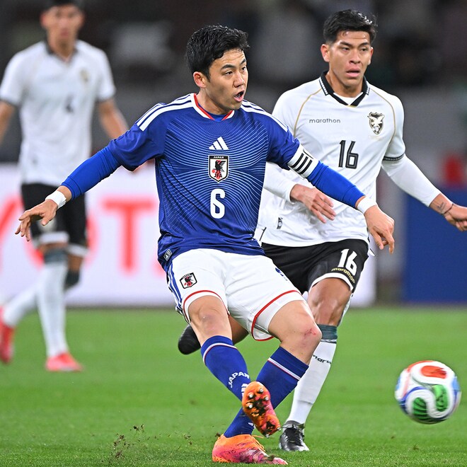 相手のメンタルを削るうえで効果的だった前田のスピードと遠藤のフィジカル。ボリビア戦は“守備の勝利”【日本代表/コラム】