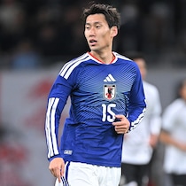 完璧なトラップから先制弾、極上のダブルタッチからシュートチャンスを提供。鎌田大地は“見た目ほど簡単ではない高度なテクニック”を見せつけた【日本代表】