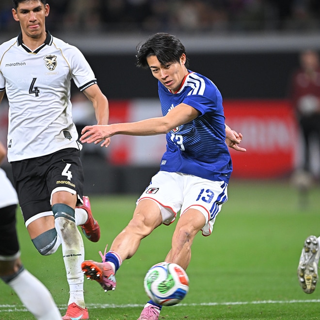 「いや、ありえないだろ」中村敬斗の“異次元フィニッシュ”。足裏フェイント→股抜きの一撃が衝撃すぎた【日本代表】