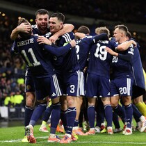 劇的な結末、スコットランドが後半AT弾で“２位→首位浮上”で本大会へ。予選未勝利のチームがプレーオフに進む珍事も【欧州予選】