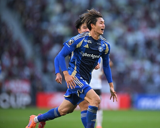 「僕のゴールで優勝を決定づけたいと思っていた」ファイナルで圧巻２発。町田の藤尾翔太はファンに感謝「応援が僕たちの背中を押してくれました」【天皇杯決勝】