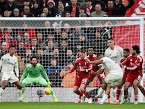 リバプールが２連敗で今季プレミア６敗目…ノッティンガム・フォレストにまさかの０－３完敗。遠藤航は出番なし