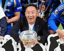 黒田剛の脳裏に焼き付く苦い記憶「本当に悔しい思いをしました」。国立ファイナルで勝つために――名伯楽はかつて助言『立ち上がりは気をつけろ』【天皇杯決勝】