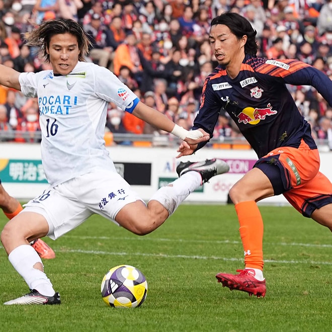 ホームで逆転負けの大宮は自動昇格消滅。徳島は最終節の結果次第で２位の水戸をまくる可能性も【J２リーグ】