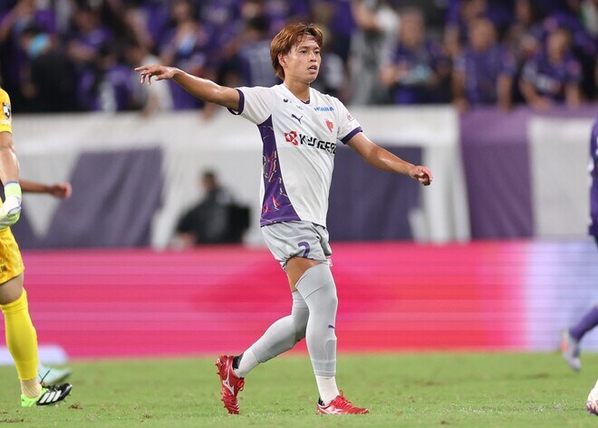 「１月に獲得できるかもしれない」イングランド２部クラブが25歳Jリーガーに“再アタック”か。補強候補として現地メディアが報道「夢のような移籍市場の一部に…」