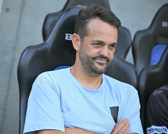 「もう1年みたかった」G大阪のポヤトス監督が今季限りで退任「3年間本当にありがとう」「一緒にタイトル取りたかった」の声