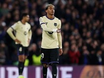 「悪夢だ」「恐怖の夜」屈辱の“５対15”…バルサがまさかの０－３惨敗でスペイン紙は茫然！「圧倒された」「11人でも明らかに劣勢」