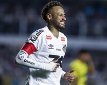 残留争いの17位サントスに大打撃！ ネイマールが左ひざ半月板損傷でリーグ戦残り３試合を欠場か。地元メディアが報道