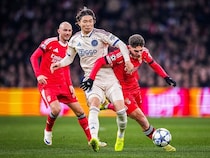 「全く納得していません」出番なしが続いた日本代表DFが指揮官に伝えた本音。試合前日に告げられた突然の“アンカー起用”で奮闘も…CL５連敗に「キツかった」【現地発】