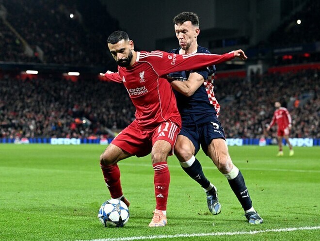 絶不調リバプールがまた黒星…PSVにホームでまさかの1-4惨敗、公式戦ここ12試合で9敗目。遠藤航はまたも出番なし【CL】