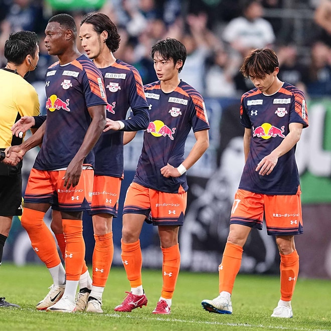 「プレーオフ心配だよ」前節の徳島戦に続き最終節の山口戦も逆転負け。“連敗フィニッシュ”の大宮にファンから心配の声「死に物狂いとか執念みたいなものが全然感じられなかった」