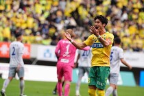 ジェフ、自動昇格に勝点１届かずプレーオフへ...それでも感動を誘った小林慶行体制３年の積み重ねを象徴した最終節の光景