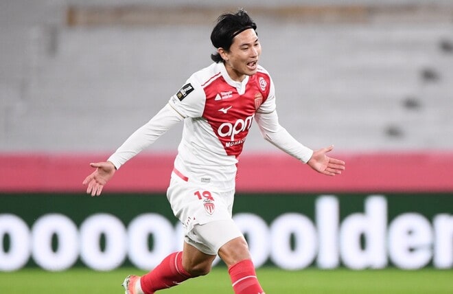 「左足ボレー、神すぎる！」「日本の誇り」欧州王者を沈める！日本代表MFの千金弾にネット熱狂！「ヨーロッパでトップ３に入る相手に決勝点を取るって、凄すぎるわ」