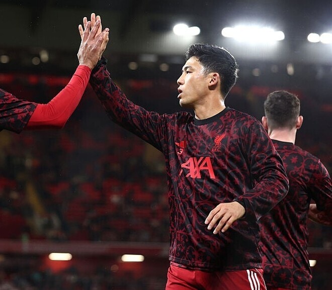 「出してくれよ」「なぜ使わない？」遠藤航は逃げ切りの展開でも出番なし…プレミア２か月出番なしに不満の声「頑なに出さない理由を教えてほしい」「冬に移籍した方がいい」