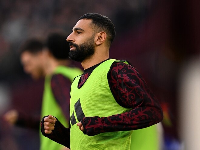 サラーがスロット体制初のプレミア先発落ち。リバプール指揮官が理由を説明「我々にはたくさんの良い選手がいる」