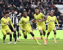 「まさに起死回生」後半ATに劇的同点弾！ トッテナム主将のバイシクルショットにファン喝采「ストライカーか？」「ロメロCFの高井CBありだな」