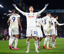 田中碧が驚愕のプレミア初ゴール！リーズを強豪チェルシー撃破に導く衝撃のミドル弾！日本人として12人目の得点者に