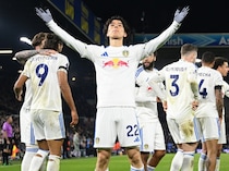 「並外れたプレー」「驚愕だ」９点、９点、９点…“世界王者”から度肝を抜くスーパーゴールの日本代表MFに現地メディアから絶賛の嵐！「途中出場・途中交代に腹を立ててから時間が経っていなかったが…」