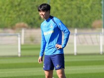 「日本が歓喜した！」「超新星がついに」英名門加入の21歳日本代表DF、待望の“実戦デビュー”に韓国メディアも注視！レンタルに出された韓国天才FWと同じ運命に？「公式戦に出場できるかは不透明だ」