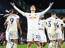 「巨大なスタンドの屋根が吹き飛ぶほどだった」日本代表MFの強烈ミドル弾に英紙記者が驚愕！“世界王者”を撃沈「とんでもないシュートだ」