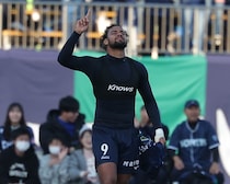 徳島を救った！ トニー・アンデルソンが執念の同点弾「本当にゴールを取ることだけに集中していた」【J１昇格PO準決勝】