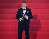 「本当に光栄です」柏のリカルド・ロドリゲス監督が優秀監督賞の栄誉「全員が一致団結して獲得した」