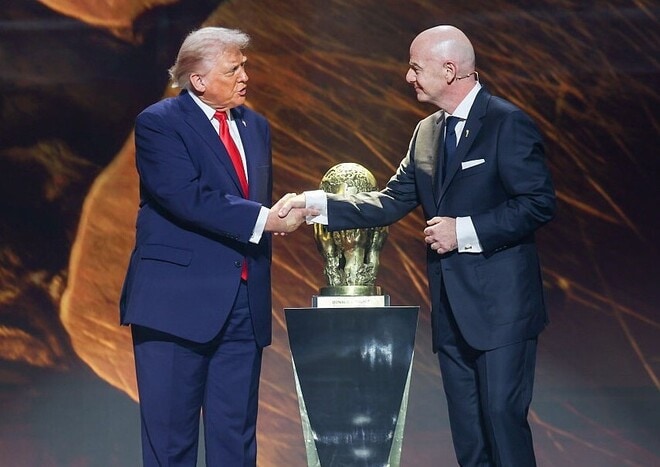 FIFA会長とトランプ大統領のための抽選会、真のW杯はラウンド16から、選手たちは延々と移動を強いられ…アルゼンチンの伝説FWが巨大化・商業化する祭典に警鐘【現地発コラム】