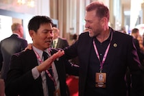 米国と同組で「満足」　オーストラリア代表監督の発言にアメリカ英雄が猛反撃！「うぬぼれだ」「カンタス航空に乗って帰国しろ」【北中米W杯】