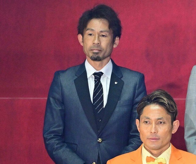 「サッカーにずっと携わりたい。現場なのか、違う形なのか」Jリーグ記録を持つレジェンド山瀬功治の今。「『これ』ってもの」を探す日々