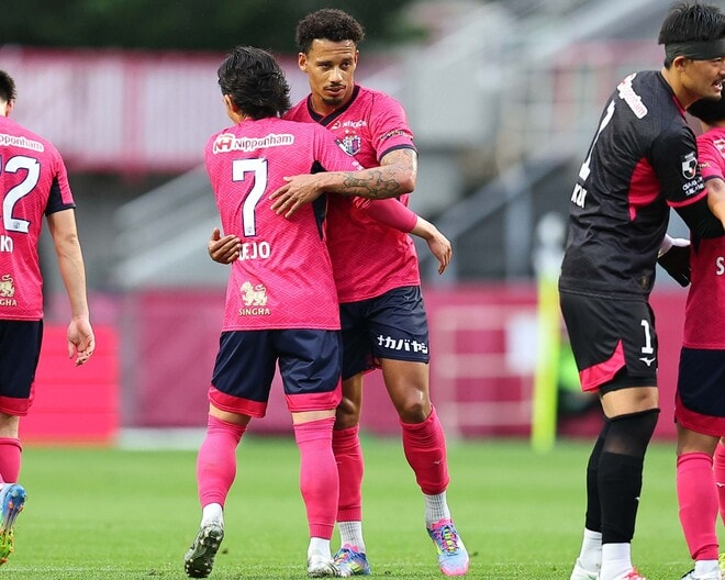 「セレッソを助けてくれてありがとう」J１得点ランク２位タイの18得点。頼れるストライカーの退団に「悲しい」「寂しいけど、またどこかで！」の声