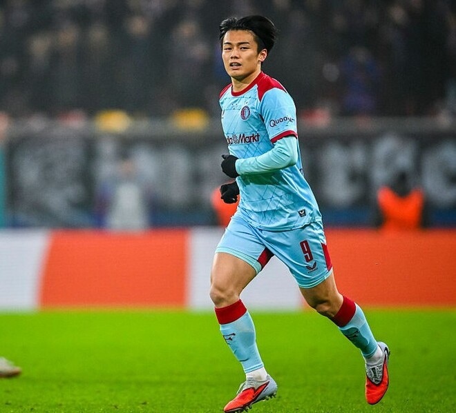 「早ければ1月に動く」15戦18発の日本代表FW、プレミアリーグ移籍の可能性を現地記者が報道!名前を挙げたクラブは…「そうならなかったら驚きだ」