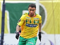 ホームの千葉がJ１昇格に前進！ カルリーニョス・ジュニオの豪快ヘッド弾で先制【J１昇格PO決勝】