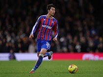 パレスは再三のチャンスを決めきれず、マンCに０－３完敗。先発の鎌田大地は右太ももを痛めて負傷交代