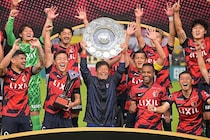 「涙が枯れません」鹿島、視聴回数が10万迫る“J１優勝裏側”にファンの興奮冷めず「これから新たな黄金期を作っていきたい」