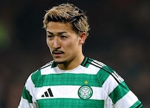 「出ていけ」前田弾で先制も…衝撃４戦４敗でサポが解任要求。セルティック新監督の胸中は？ インタビュアーにキレる場面も「No. Come on!」