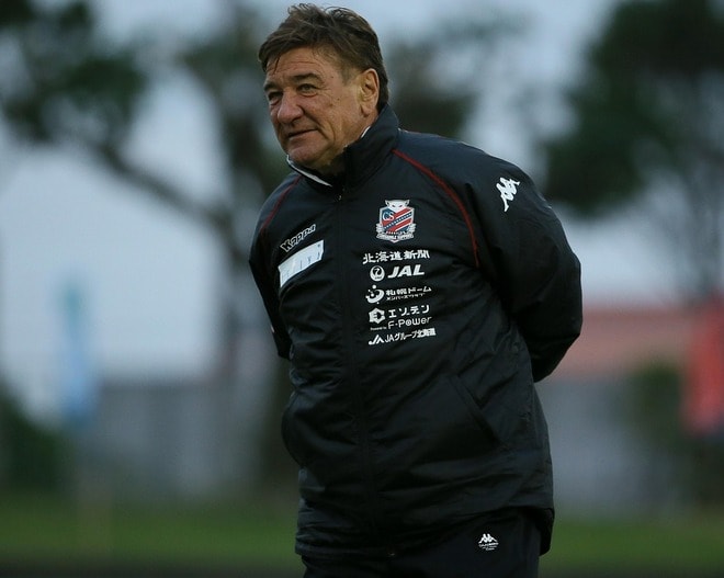 「魅力ある良いサッカーを追求」名古屋の新監督にミハイロ・ペトロヴィッチが就任! 広島、浦和、札幌を率いた経験豊富な68歳指揮官「全力を尽くしていきます」