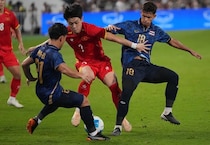 「ひどい展開だ」「涙が出てきた」開催国がまさか！決勝で悪夢の大逆転負け…国民は茫然「信じられない」「一体何が起きたんだ」【東南アジア競技大会】