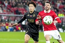 ３年間でスコットランド→ポルトガル→ポーランドを巡る“25歳日本人DF”は「移籍するごとに学ぶ」。欧州カップ戦で開始４分の緊急出場には「想定外。ビックリしました」【現地発】