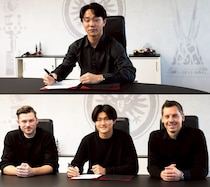 「またか！」「なにが起きているんだ」ブンデス強豪がまさか！日本の逸材を“ダブル獲り”で現地騒然！「日本人はいいプレーをするからな」