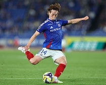 「タイトルを獲る為に...」G大阪がパリ五輪出場の24歳FWを完全移籍で獲得！「共に戦えること楽しみにしています」