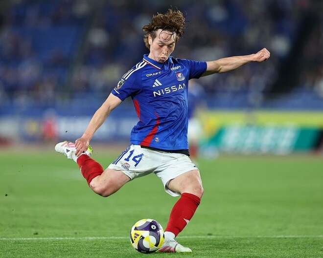 「タイトルを獲る為に...」G大阪がパリ五輪出場の24歳FWを完全移籍で獲得!「共に戦えること楽しみにしています」