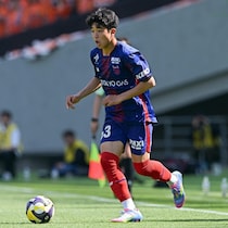 「建英を超える伝説となれ」16歳“青赤の至宝”の契約更新に反響！「来年は、もっと見たい！」「期待してます」