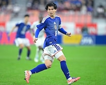 「南野に代わる選手はいない」重症ならW杯出場も厳しい危機。日本代表30歳アタッカーの負傷に韓国メディア反応「靭帯断裂の診断を受ければ...」