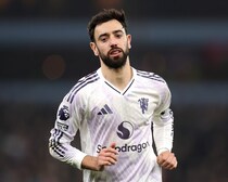 「大変なことだ」タフネスが売りのマンU大黒柱が数試合の離脱か。同僚も驚き「彼が交代するなんて」