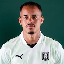 「やってくれる感満載」“助っ人参戦”の報にファン反応「点もとれるスーパーボランチ？」【山形】