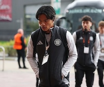 「ミステリー」「姿を消した」欧州名門で主力の日本代表MF、突然のメンバー外に現地騒然「衝撃的だったのは…」