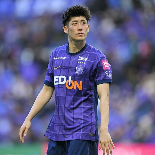 「広島愛YAVAYだろ！」来季で８年目。29歳DFの契約更新にファン喜び「ありがとー！」「待ってました！」